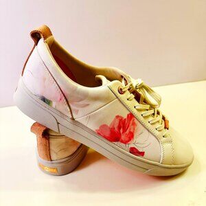 Ted Baker London ORULO‎ White Floral Size 10.5 Tennis Shoes